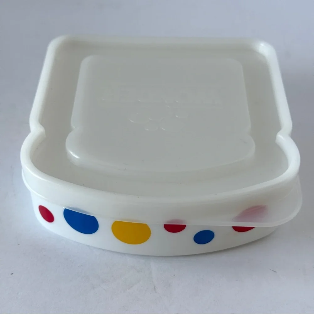 Wonder Bread white sandwich